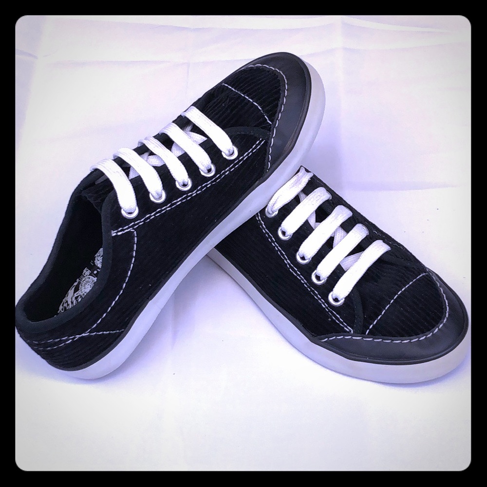 Faded Glory Boys Corduroy Lace Up Sneakers size 4